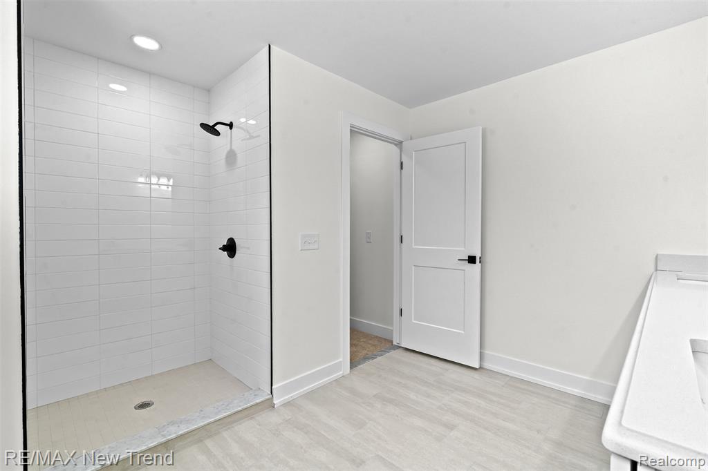 8491 Joseph Street, Commerce Twp, MI 48382 — Photo 30