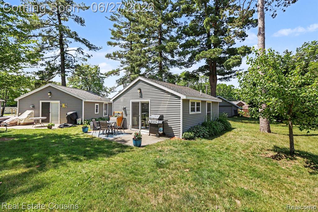 80 Locust Lane, Cadillac, MI 49601 — Photo 2