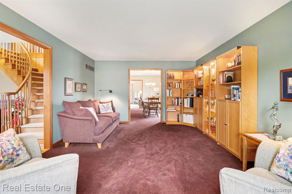 5045 Ashford Road, Clarkston, MI 48348 — Photo 16