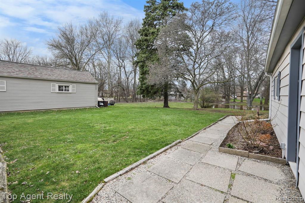 7545 CRISSMAN Street, Utica, MI 48317 — Photo 29