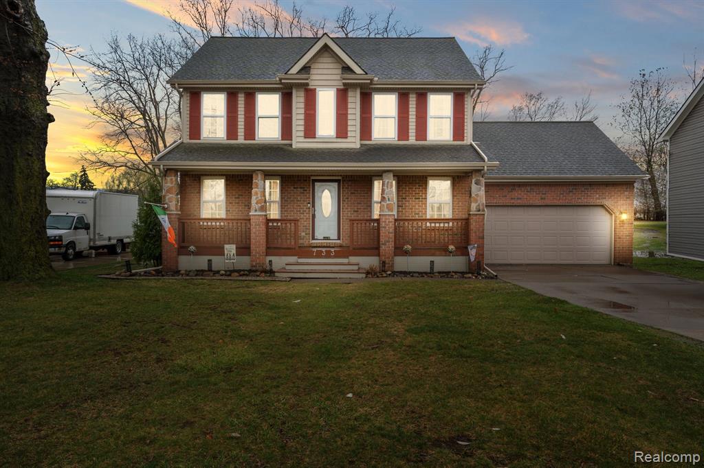 733 W Woodside Avenue, Madison Heights, MI 48071 — front exterior