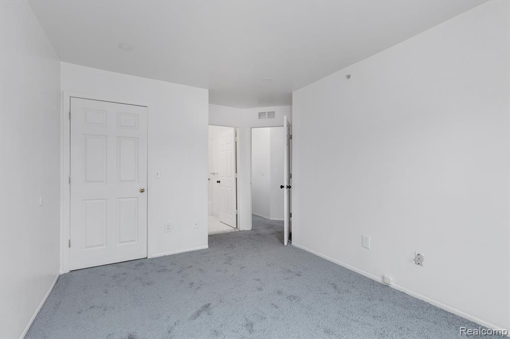 22241 ATLANTIC POINTE, Farmington Hills, MI 48336 — Photo 17