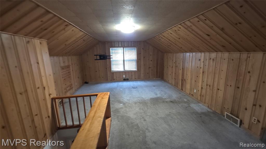 15031 Eastburn Street, Detroit, MI 48205 — Photo 16