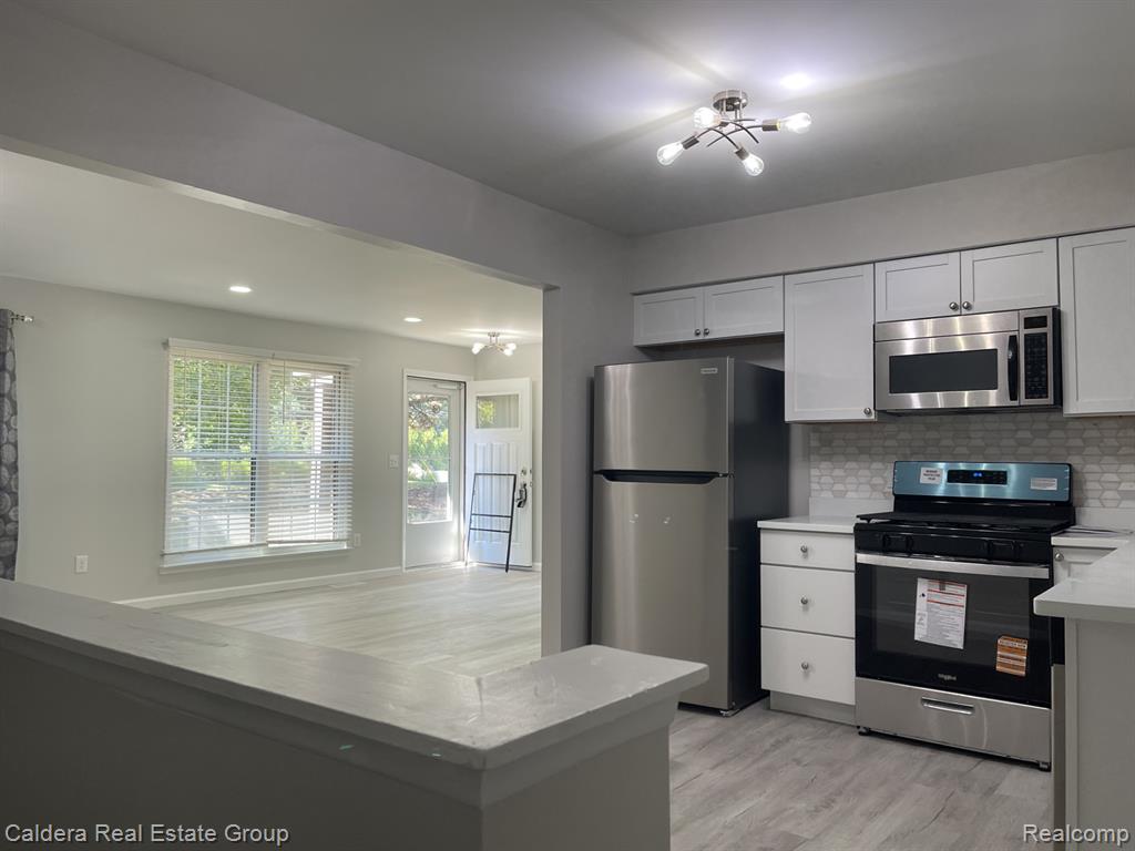 39563 Heatherheath Drive, Clinton Twp, MI 48038 — Photo 5