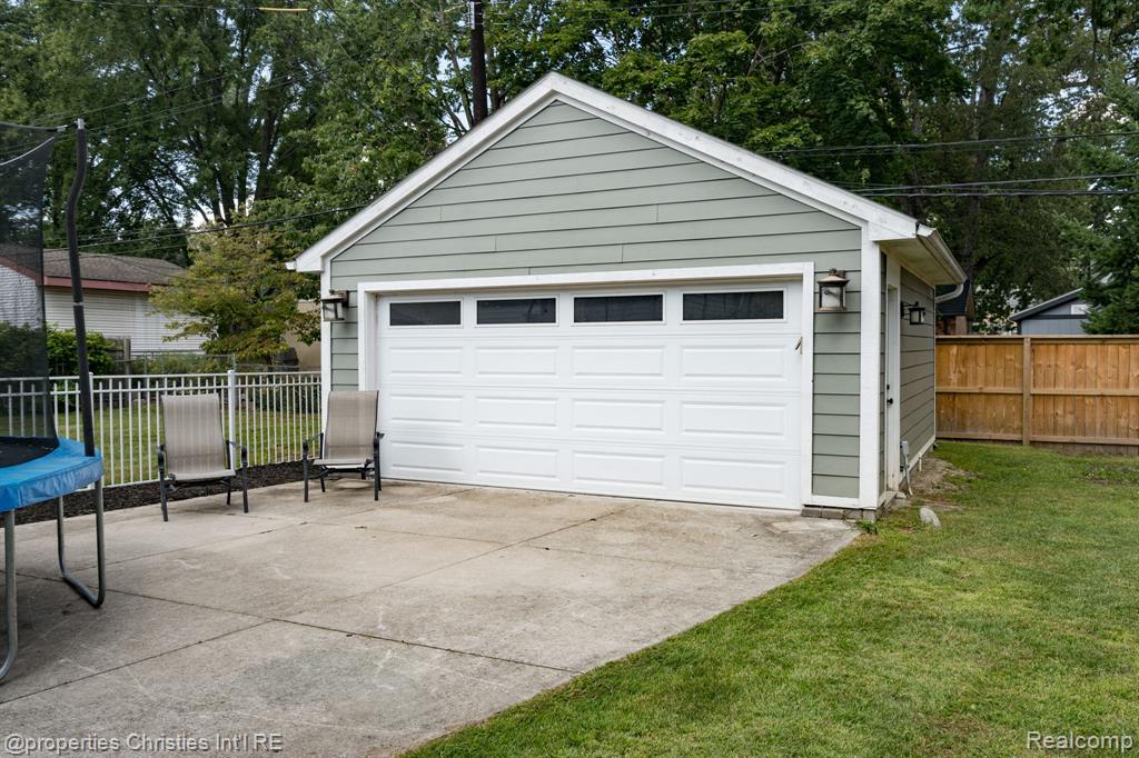 805 Forest Avenue, Royal Oak, MI 48067 — Photo 47