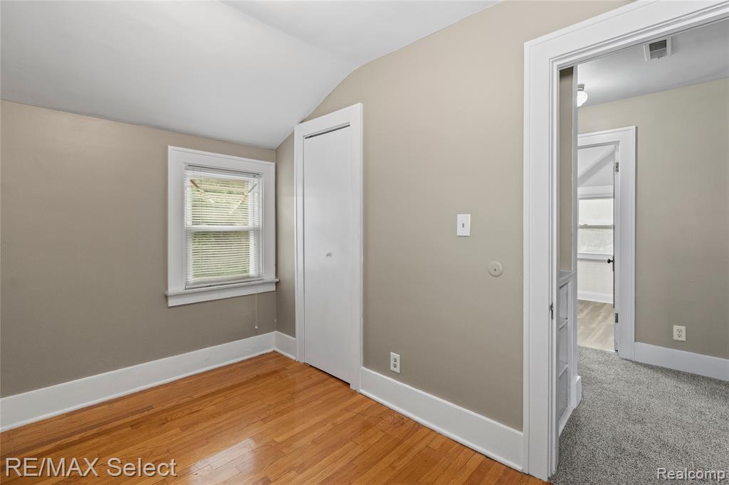 619 Frank Street, Flint, MI 48504 — Photo 32