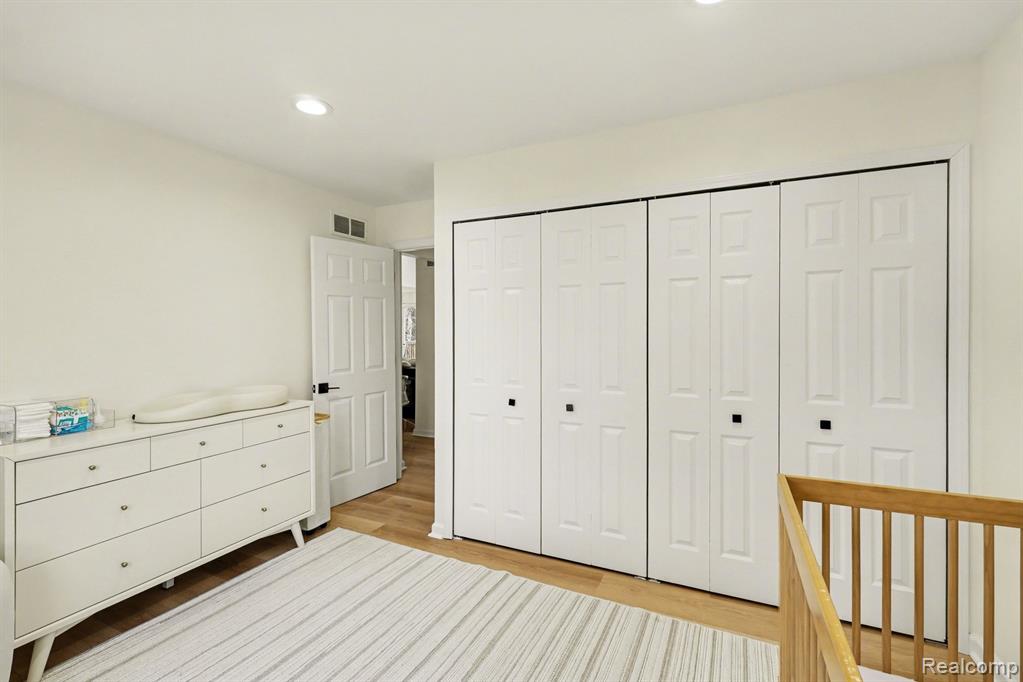 201 Whispering Hill, Commerce Twp, MI 48390 — Photo 18