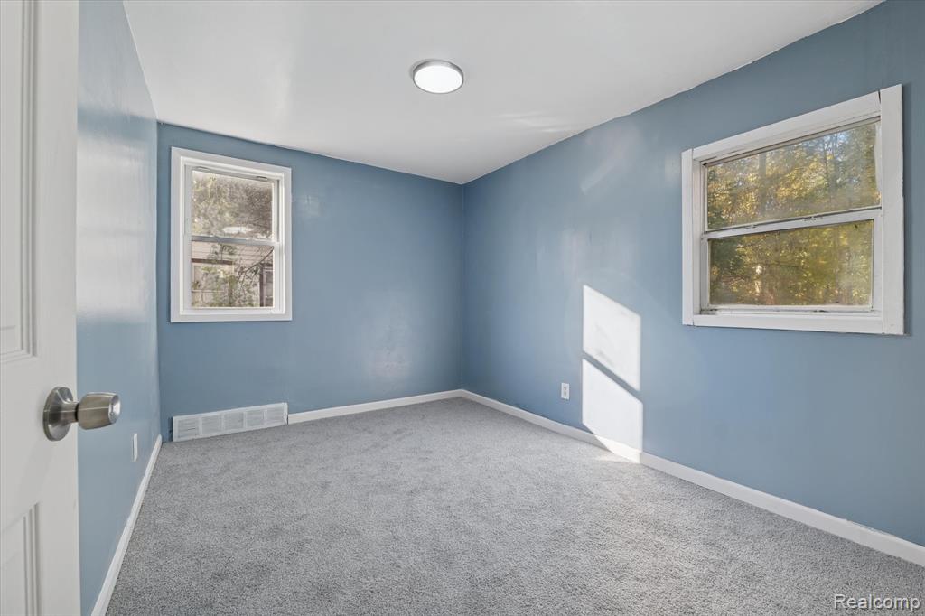 20107 Southfield Road, Detroit, MI 48235 — Photo 25