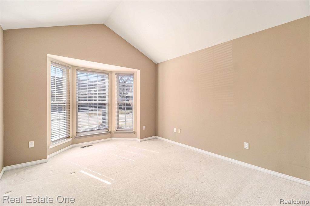 4205 Honeysuckle Drive, Sterling Heights, MI 48314 — Photo 11