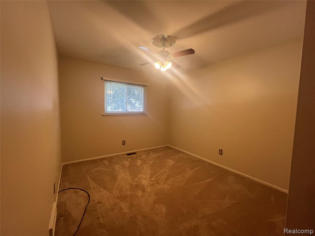 87 Carter Drive, Troy, MI 48098 — Photo 16