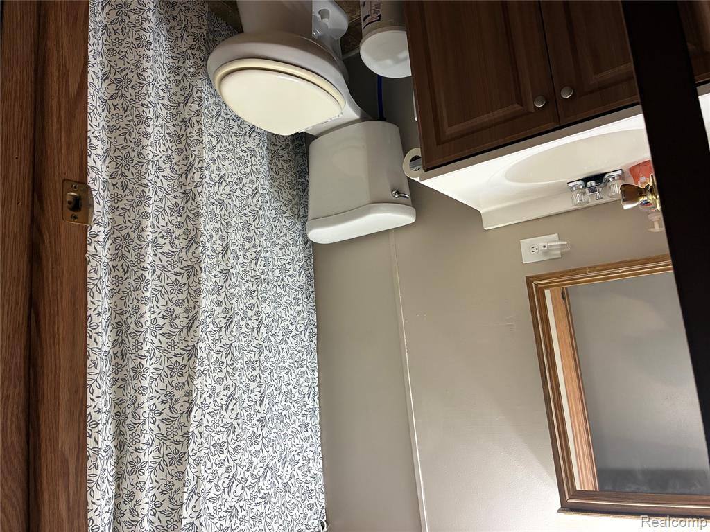 7317 Lads Court, Alma, MI 48801 — Photo 12