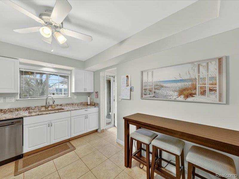 29539 Pine Ridge Circle, Farmington Hills, MI 48331 — Photo 10