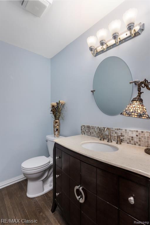 5850 MEADOWS Drive, Clarkston, MI 48348 — Photo 10
