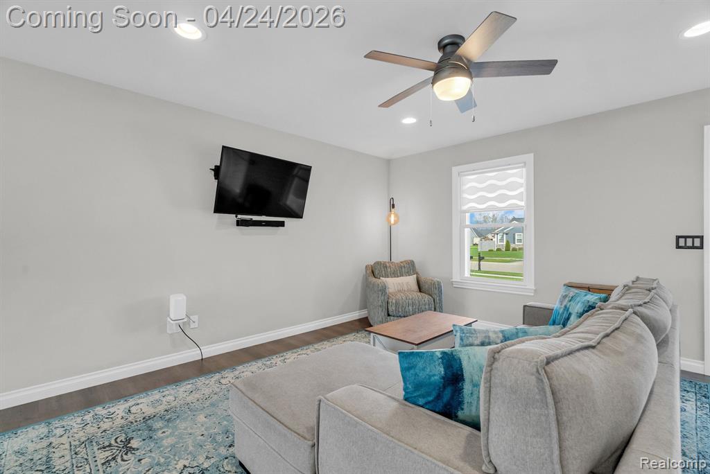 100 Capitol Drive, Marysville, MI 48040 — Photo 8