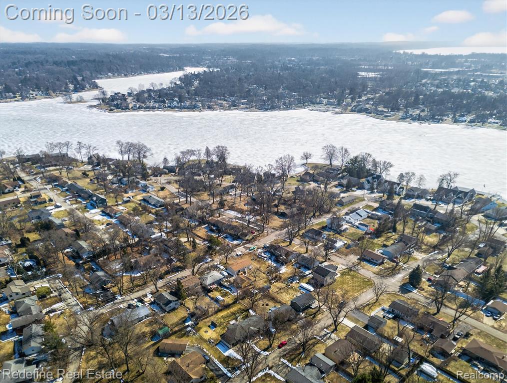 2236 Mentone Street, Wolverine Lake, MI 48390 — Photo 2