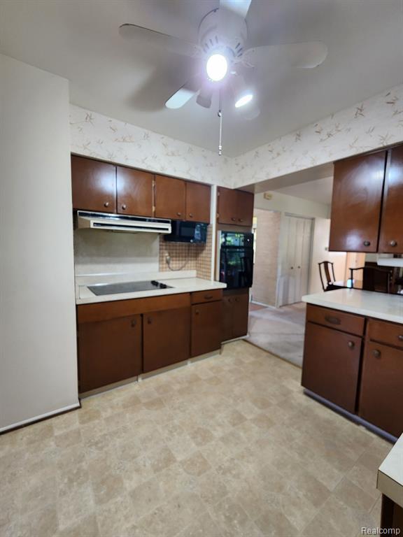 801 WORCHESTER Drive, Fenton, MI 48430 — Photo 8