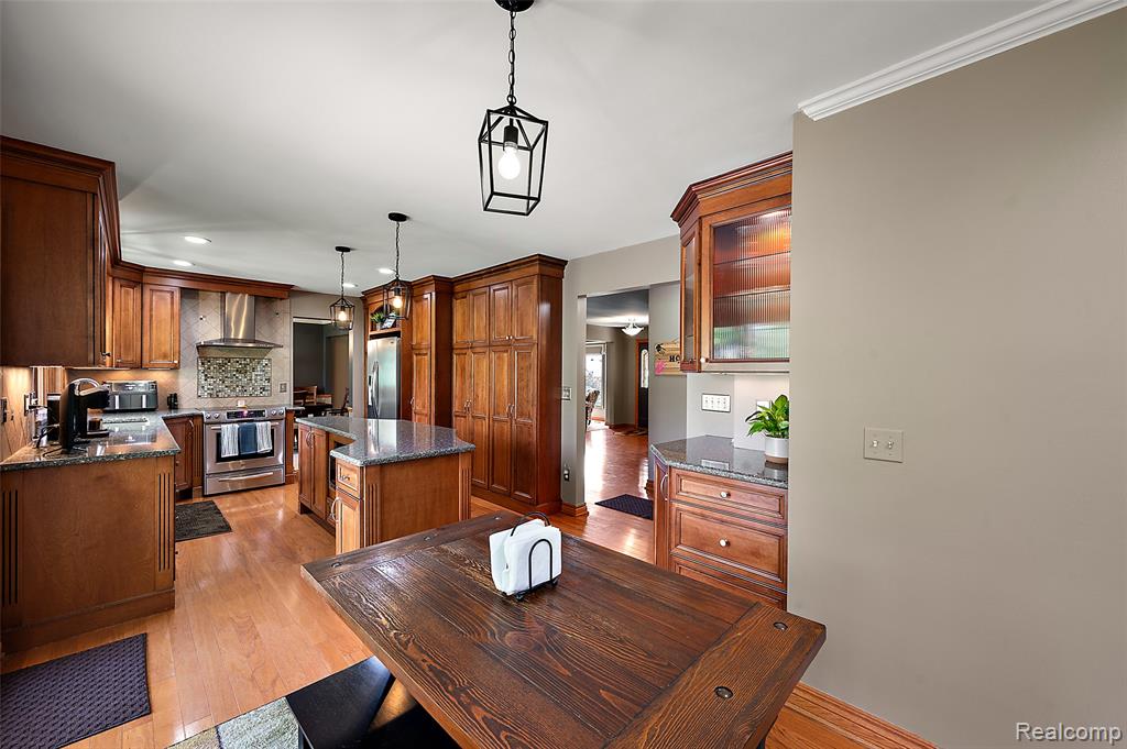 6730 Whiting Drive, Troy, MI 48098 — Photo 17