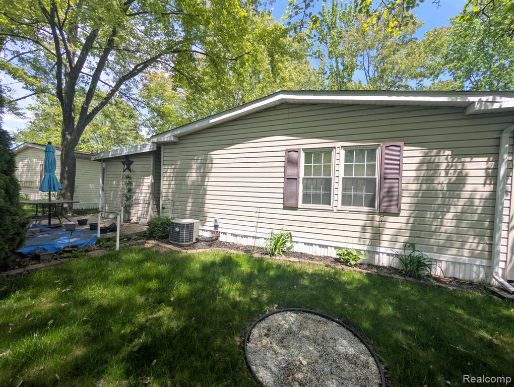 636 Park View, Clio, MI 48420 — Photo 21
