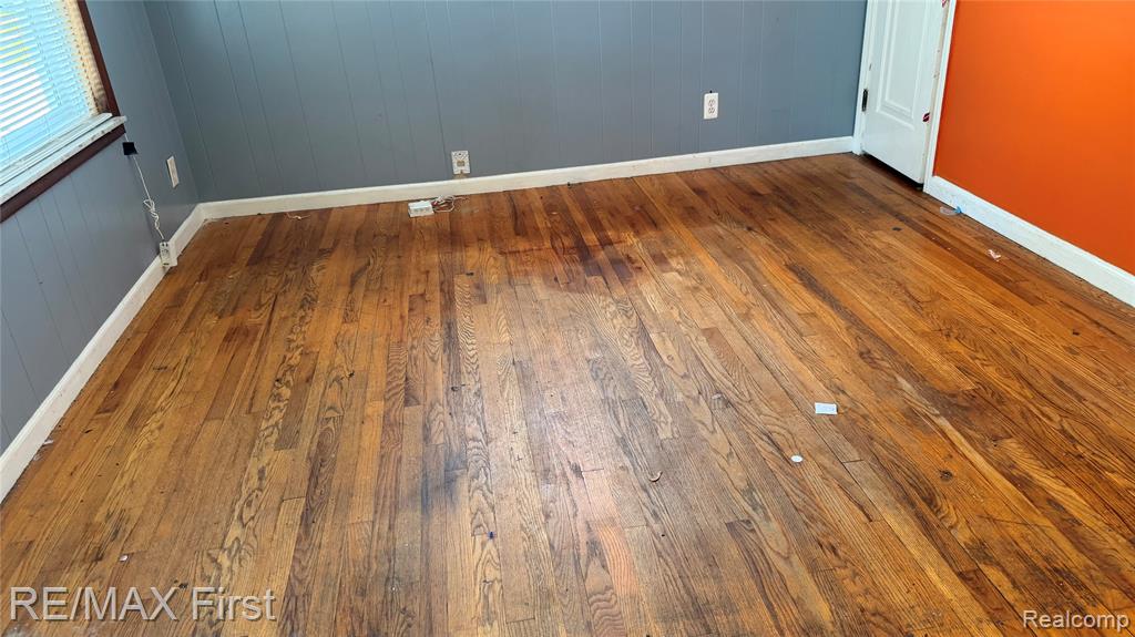 21703 Cushing Avenue, Eastpointe, MI 48021 — Photo 17