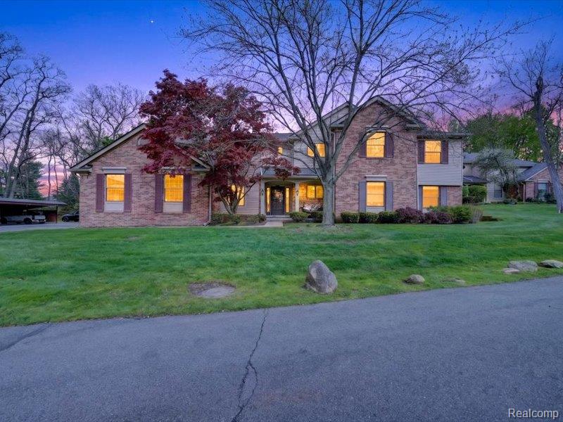 29539 Pine Ridge Circle, Farmington Hills, MI 48331 — Photo 34