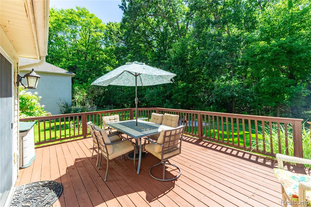 52657 Huntley Avenue, New Baltimore, MI 48047 — Photo 38