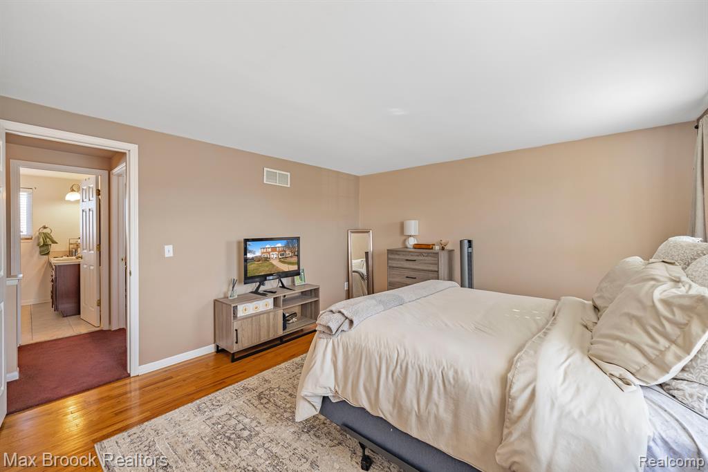 4822 MANSFIELD Avenue, Royal Oak, MI 48073 — Photo 17