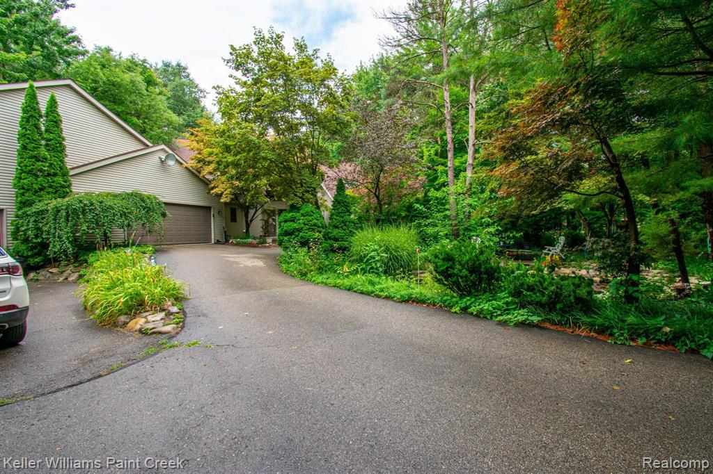 713 KNIBBE Road, Lake Orion, MI 48362 — Photo 65