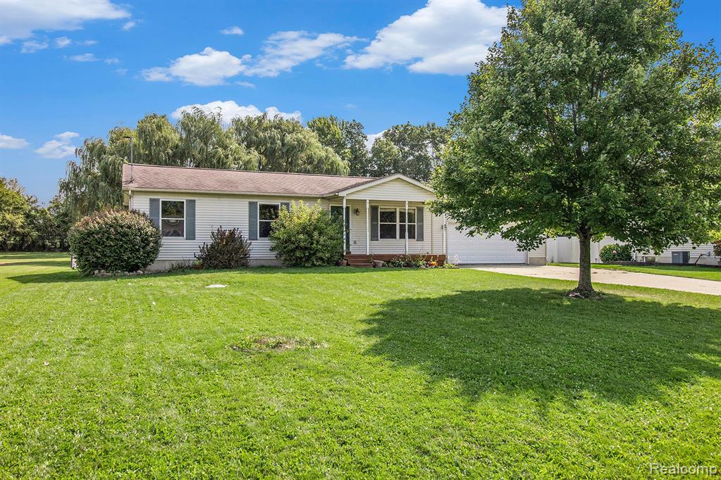 126 WALKER Drive, Morrice, MI 48857 — Photo 2