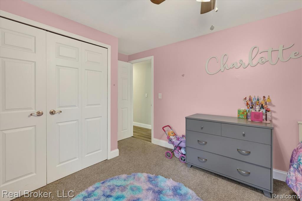 33-3885-Morgan-Rd-Orion-Township-MI-48359-WindowStill.jpg