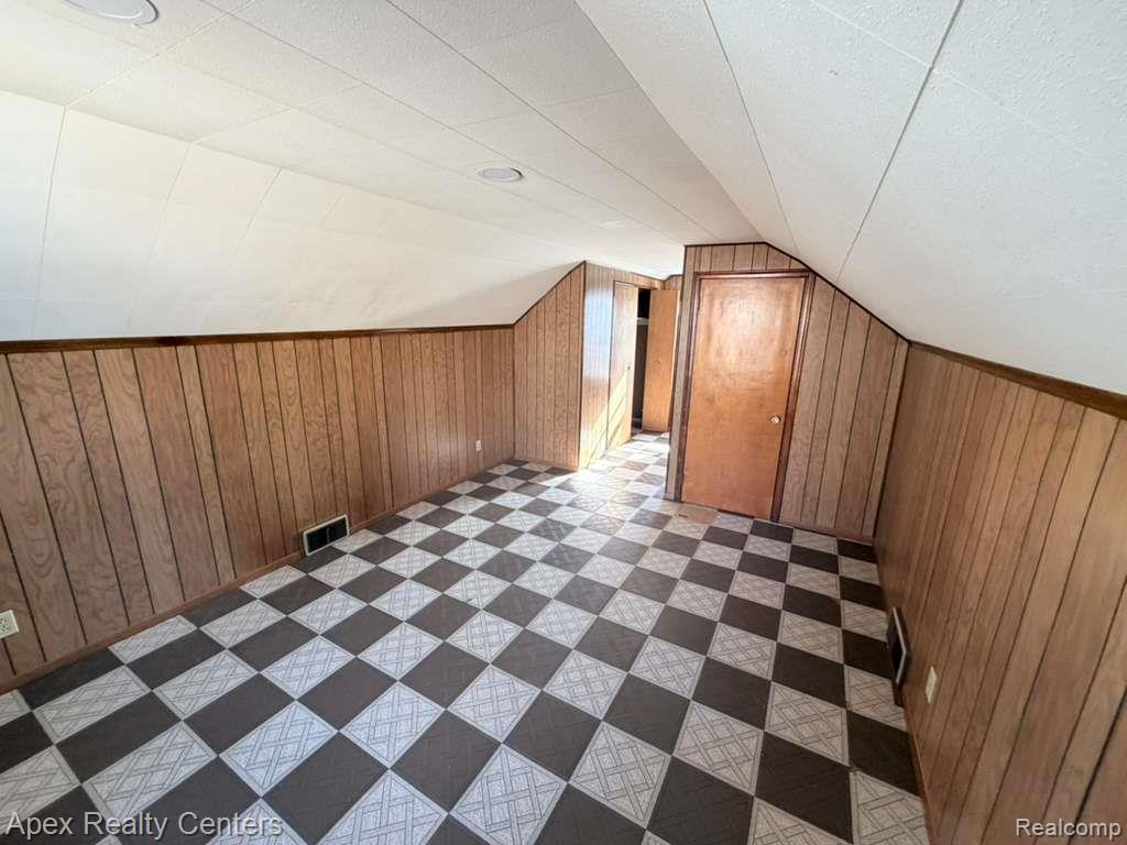 7232 Dolphin, Redford, MI 48239 — Photo 10