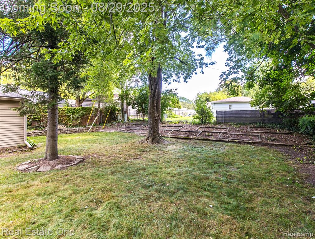 524 Elizabeth Street, Rochester, MI 48307 — Photo 27