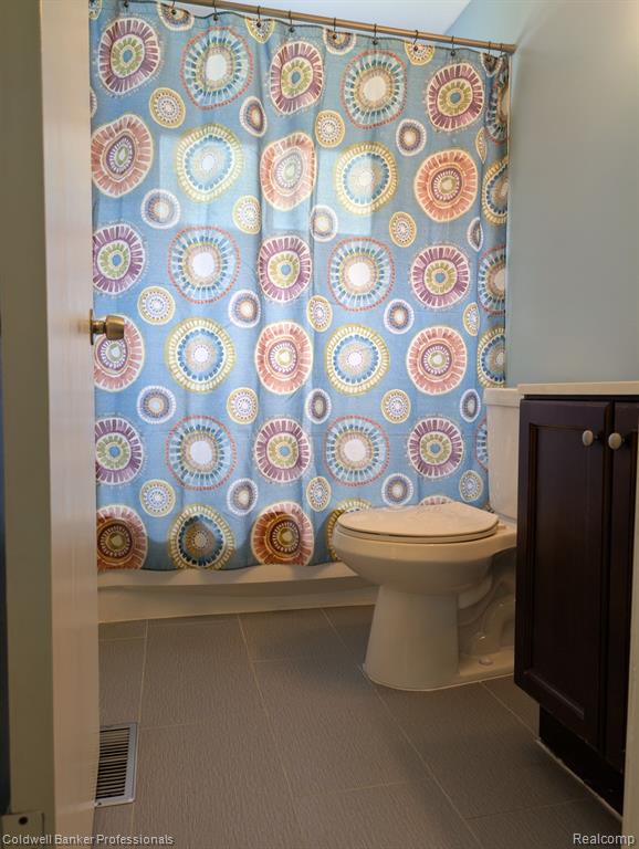 1210 Red Leaf Lane, Ypsilanti, MI 48198 — Photo 36