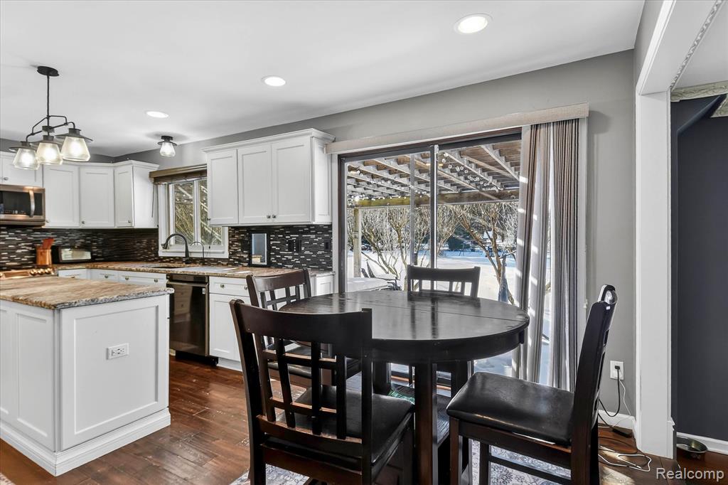 5177 Elizabeth Lane, Almont, MI 48003 — Photo 17