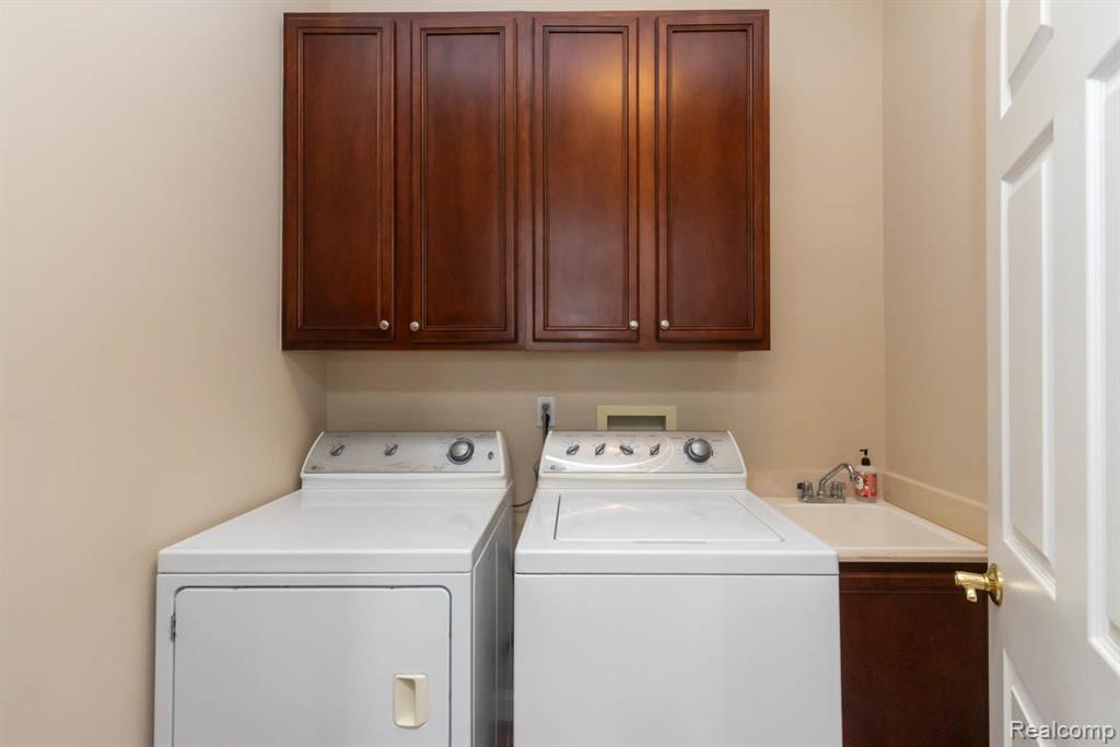 45042 S Broadmoor Circle, Northville, MI, 48168