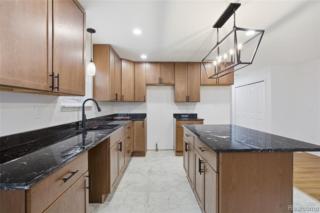 38047 Wabash Street, Romulus, MI 48174 — Photo 15