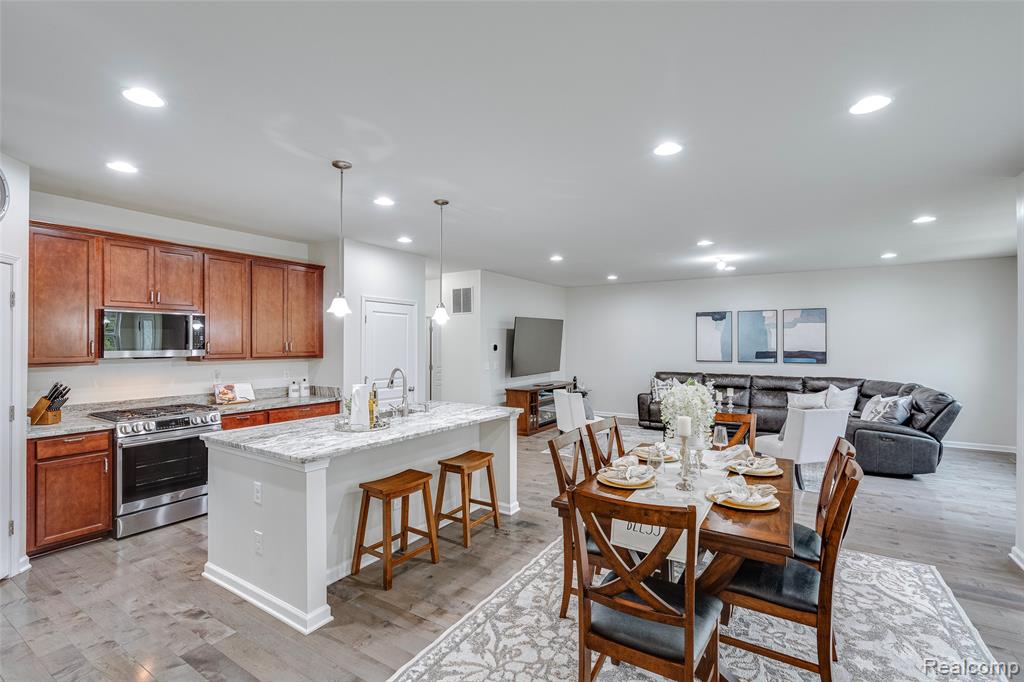 30065 Braeburn Street, New Hudson, MI 48165 — Photo 29