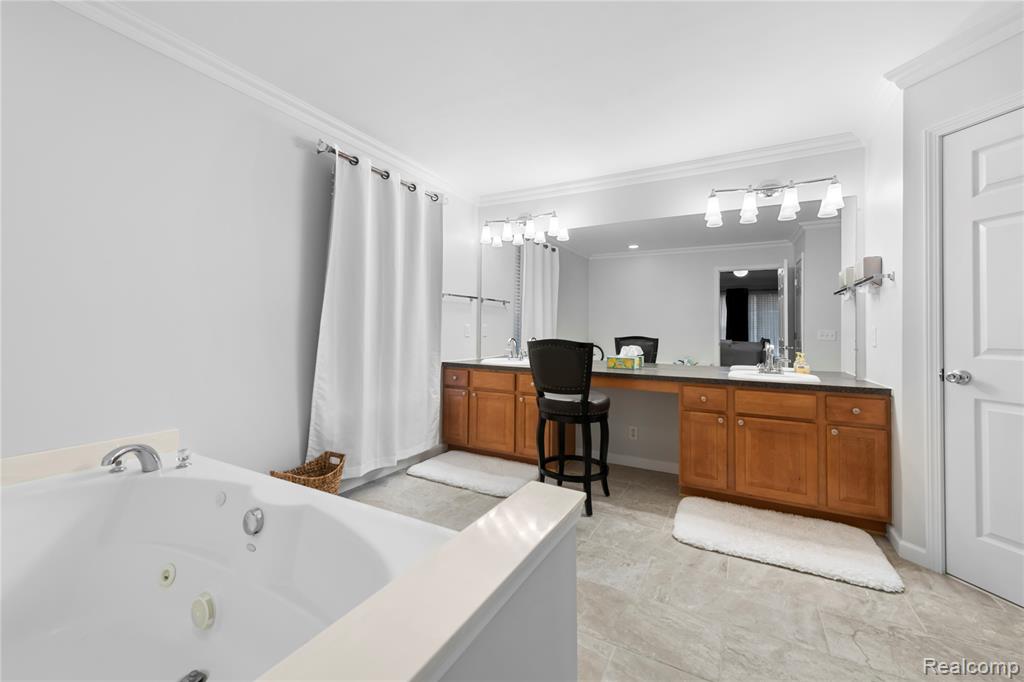 56543 Hastings Drive, Macomb, MI 48042 — Photo 24
