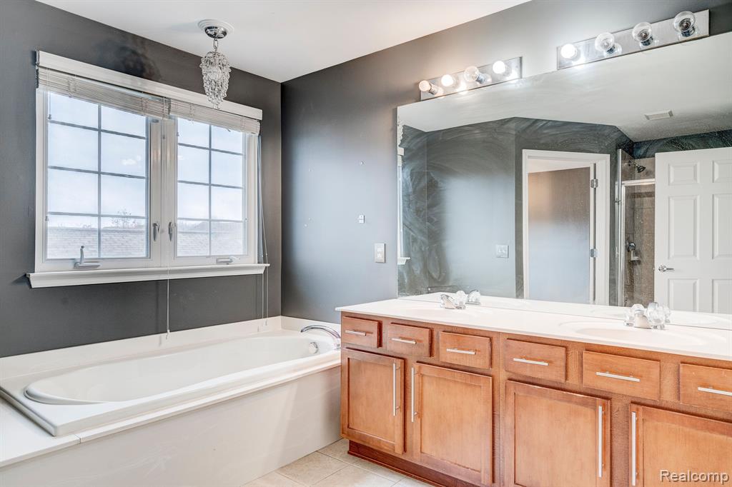 49677 COURTYARD Lane, Canton, MI 48188 — Photo 38