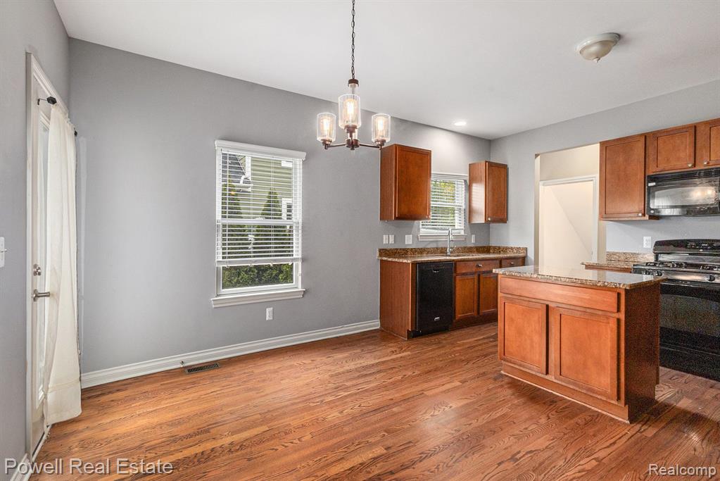 50509 COOLIDGE Street, Canton, MI 48188 — Photo 8