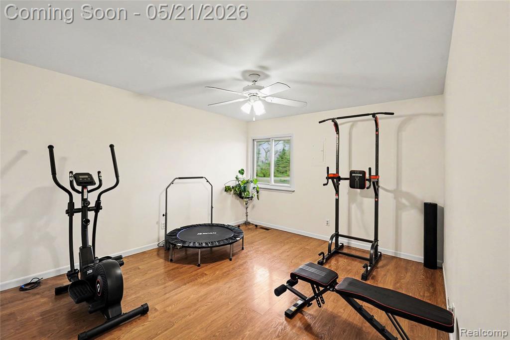 406 Fairwood Road, Pinckney, MI 48169 — Photo 12