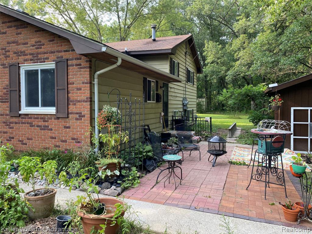 42050 Fret Road, Van Buren, MI 48111 — Photo 2