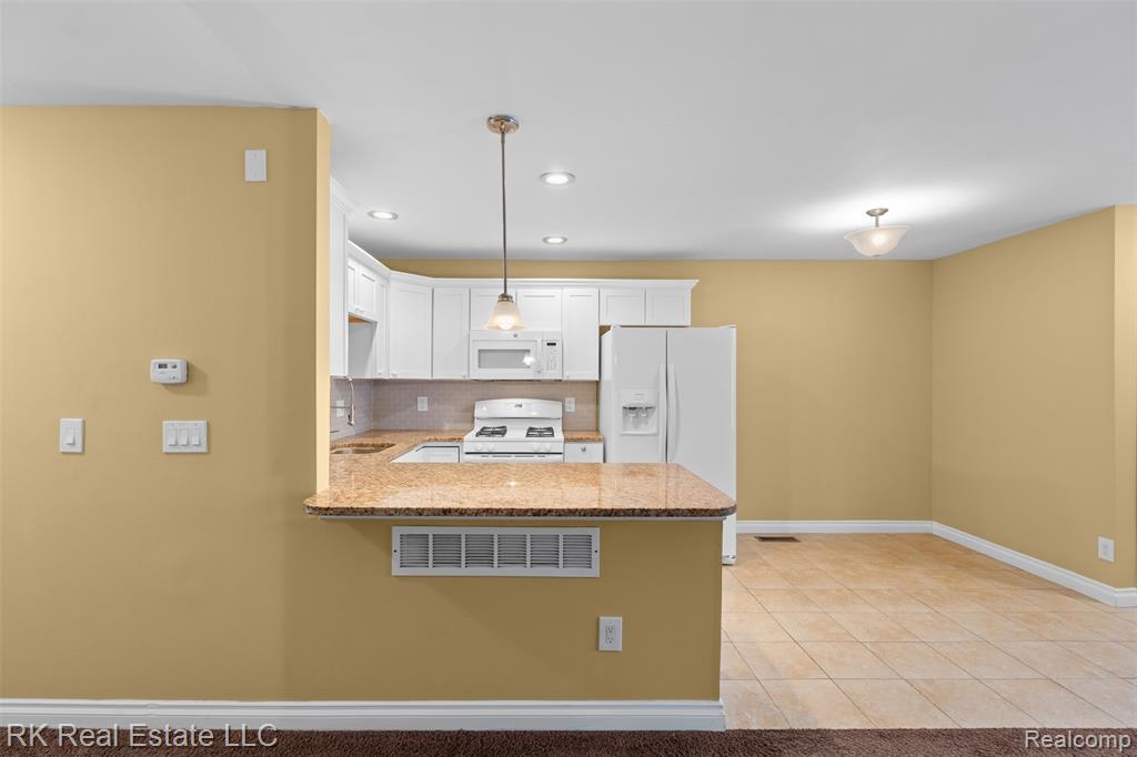 58629 Wallington, Washington, MI — Photo 8