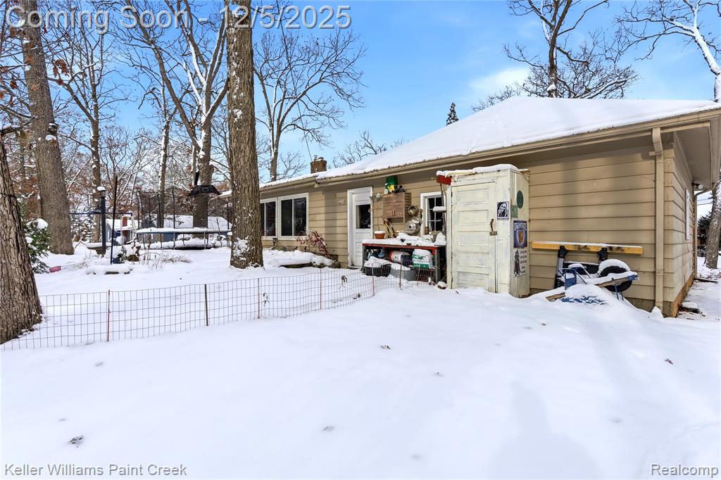 915 Dollar Bay Drive, Lake Orion, MI 48362 — Photo 16