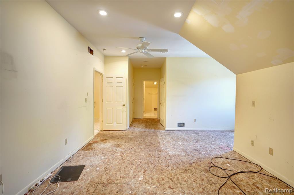 5166 Warwick Woods Trail, Grand Blanc, MI 48439 — Photo 19