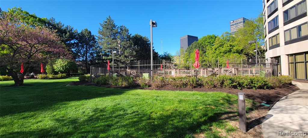 5000 Towncenter Center, Southfield, MI 48075 — Photo 24