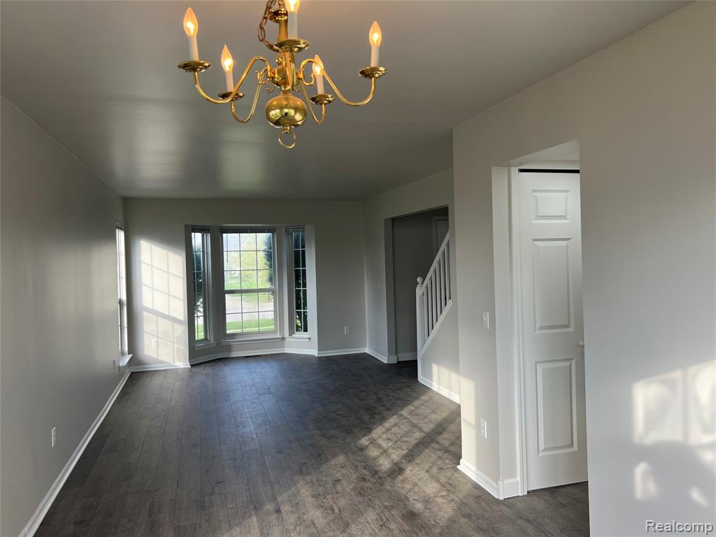 2802 Green Valley Drive - Photo 3