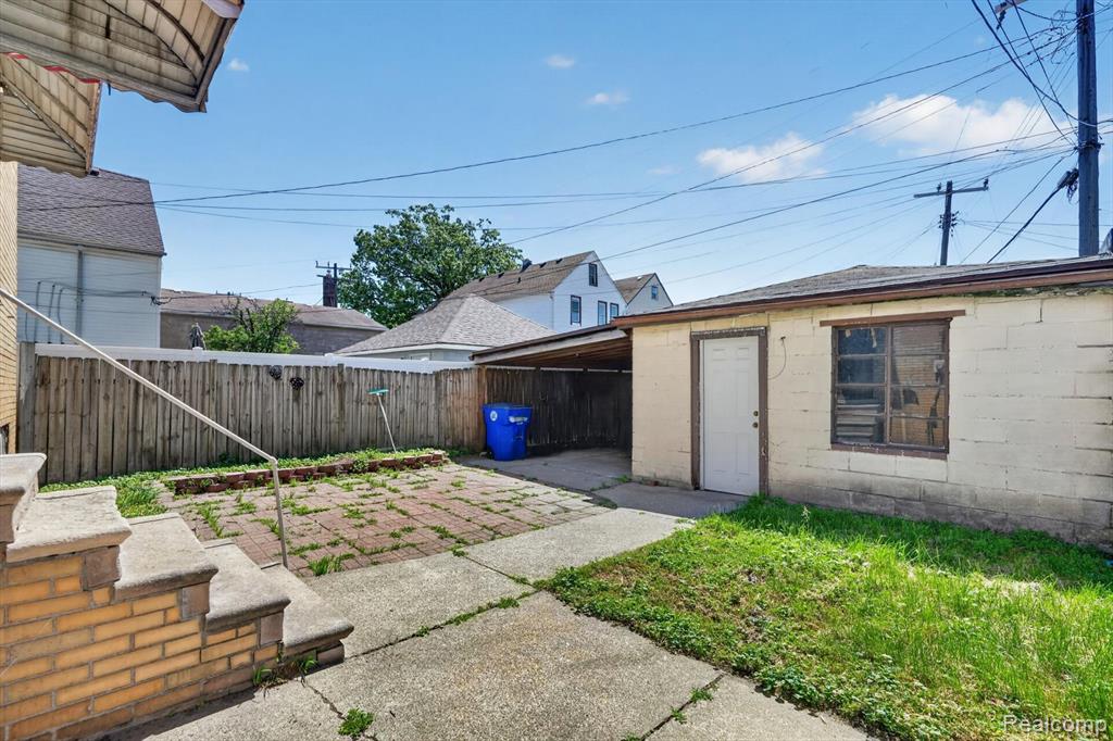 2978 Evaline Street, Hamtramck, MI 48212 — Photo 43