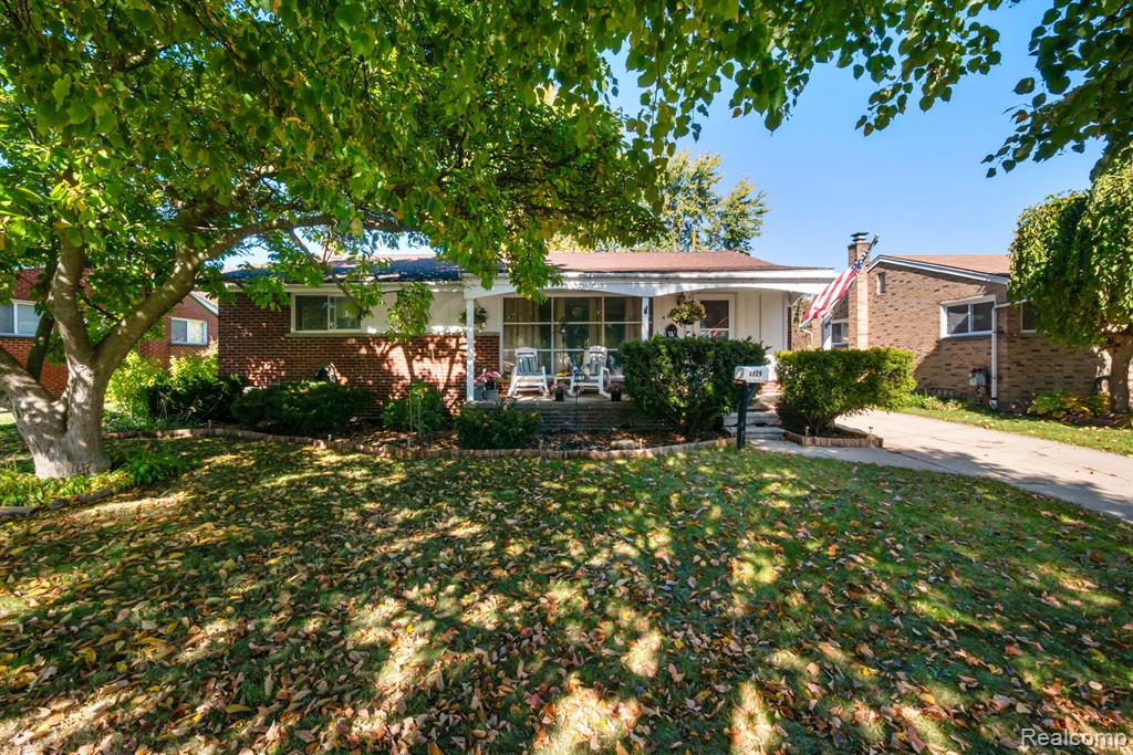 4629 Arden Avenue, Warren, MI 48092
