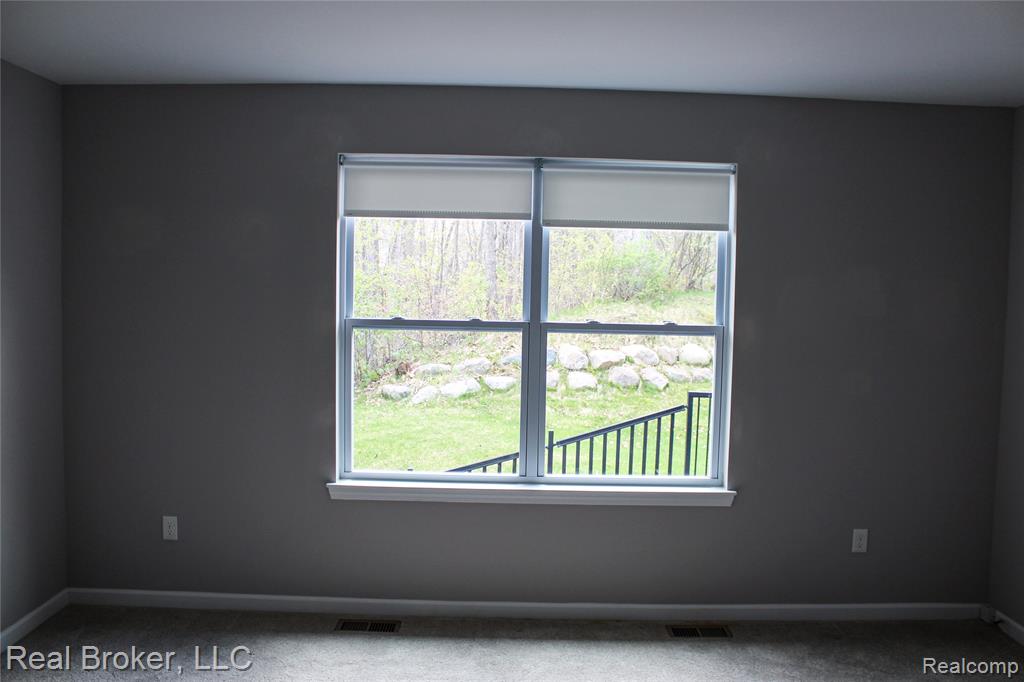 1313 Secretariat Way, Howell, MI 48843 — Photo 17