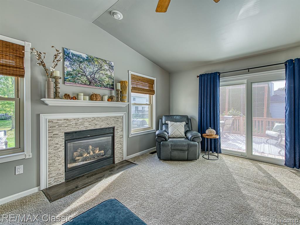 286 Waterlily, Whitmore Lake, MI 48189 — Photo 5